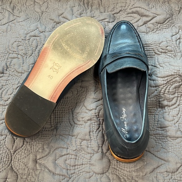 Mona Flying Women’s Loafers 8.5 Worn Once! - Picture 3 of 4